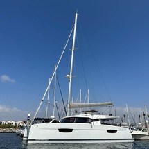Fountaine Pajot Astrea 42