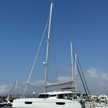 Fountaine Pajot Astrea 42