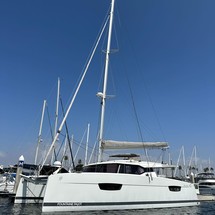 Fountaine Pajot Astrea 42