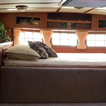 Transpacific marine co ltd transpac eagle 32 pilothouse