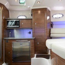 Boston Whaler 345 Conquest