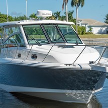 Boston Whaler 345 Conquest