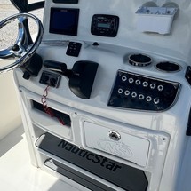 Nauticstar 2102 legacy