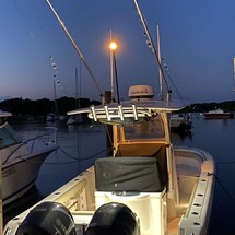 Pursuit 2870 center console