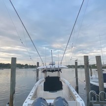 Pursuit 2870 center console