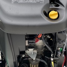 Pursuit 2870 center console