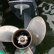 Pursuit 2870 center console