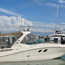 Sea Ray 330 Sundancer