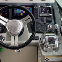 Sea Ray 330 Sundancer