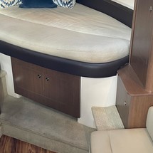 Sea Ray 330 Sundancer