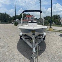 Sea Ray pro 208 bay