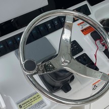 Sea Ray hunt ultra 211