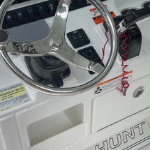 Sea Ray hunt ultra 211