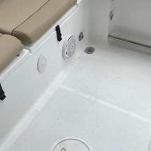 Sea Ray hunt ultra 211