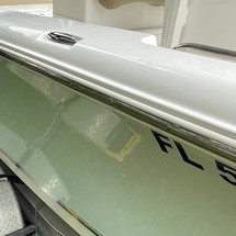 Sea Ray hunt ultra 211