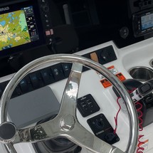 Sea Ray hunt ultra 211