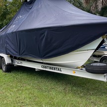 Sea Ray hunt ultra 211