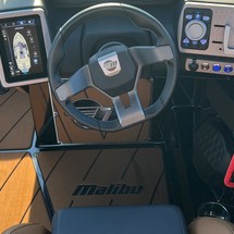 Malibu Wakesetter 23 LSV