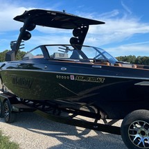 Malibu Wakesetter 23 LSV