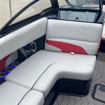 Malibu Wakesetter 24 MXZ