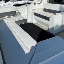 Cruisers Yachts 50 Cantius