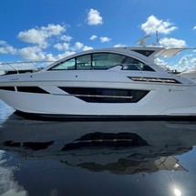 Cruisers Yachts 50 Cantius