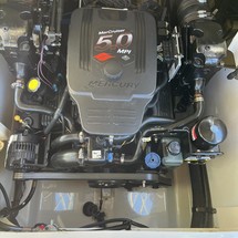 Sea Ray 200 Sundeck