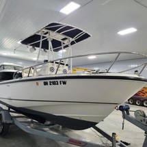 Boston Whaler 190 Outrage