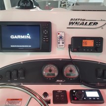 Boston Whaler 190 Outrage