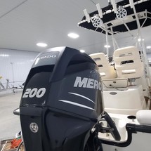 Boston Whaler 190 Outrage