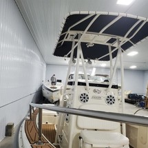 Boston Whaler 190 Outrage