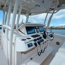 Grady-White Canyon 336