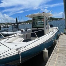 Boston Whaler 320 Outrage