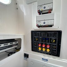 288 Sea Fox Commander