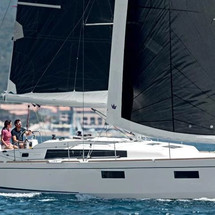 Beneteau Oceanis 38.1