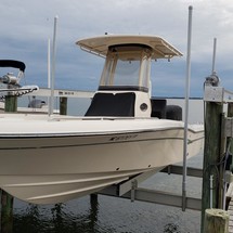 Grady-White 251 CE