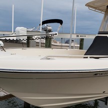 Grady-White 251 CE