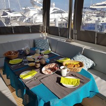 Lagoon 500