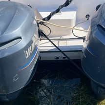 Grady-White Express 330