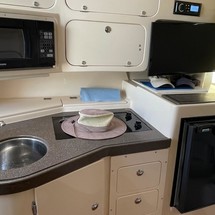 Grady-White Express 330