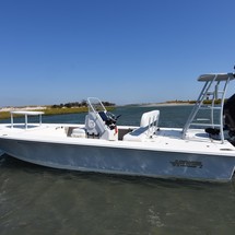 Hewes 16.9 redfisher