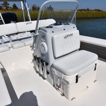 Hewes 16.9 redfisher