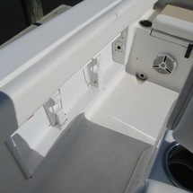 Sea Ray hunt ultra 211