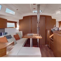 Beneteau Oceanis 35.1