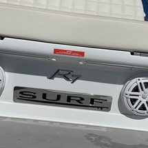 Cobalt R7 Surf