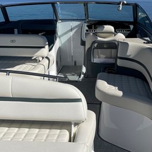Cobalt R7 Surf