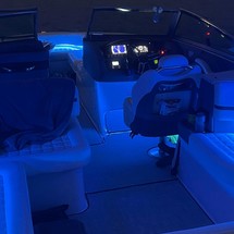 Cobalt R7 Surf