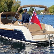 Interboat intender 700