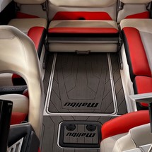 Malibu M235