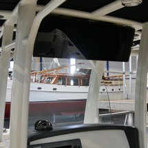 Boston Whaler 250 Outrage